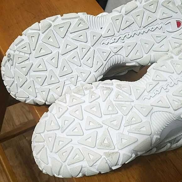 Champion NWT Tank Silver Metallic Women's Running Sneakers SZ 6.5 - Picture 9 of 10